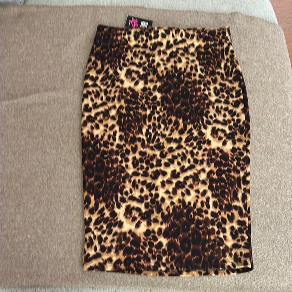 Leopard Print Pencil Skirt